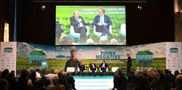 Biometano, «Firmato il decreto sulle misure agroecologiche»